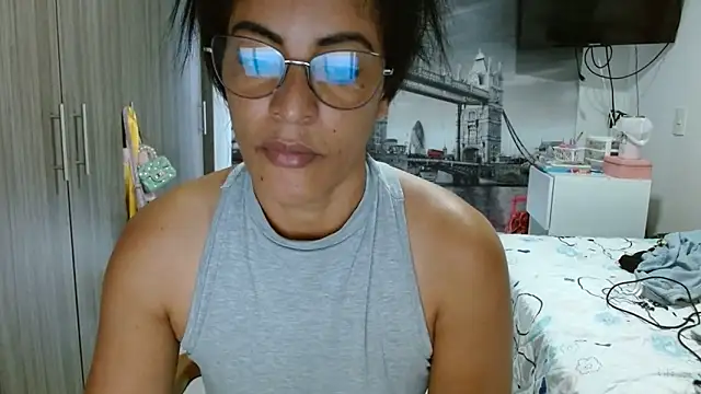 Snapshot of kateleyagrey chatting on 02-09-25, 11:47 kateleyagrey online show from 02-09-25, 11:47