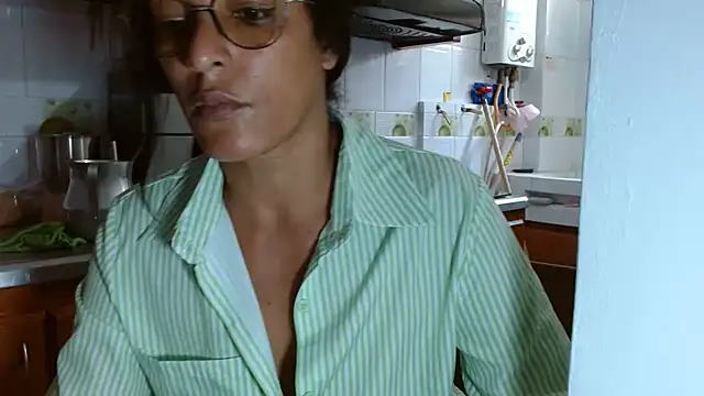 Snapshot of kateleyagrey chatting on 03-10-25, 03:30 kateleyagrey online show from 03-10-25, 03:30