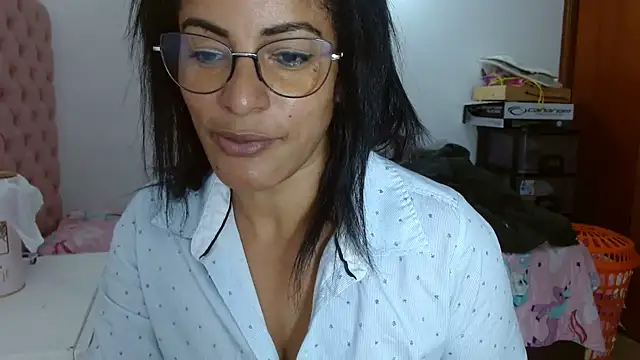 Snapshot of kateleyagrey chatting on 03-20-25, 04:20 kateleyagrey online show from 03-20-25, 04:20