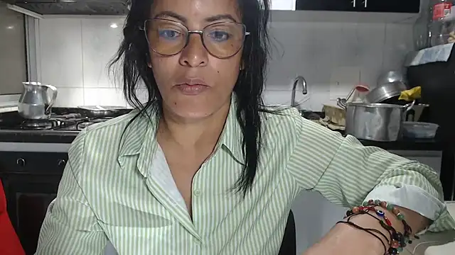 Snapshot of kateleyagrey chatting on 09-22-25, 11:12 kateleyagrey online show from 09-22-25, 11:12