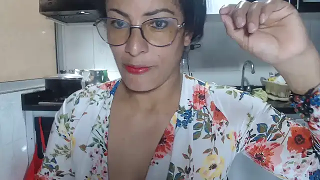 Snapshot of kateleyagrey chatting on 10-09-25, 07:23 kateleyagrey online show from 10-09-25, 07:23