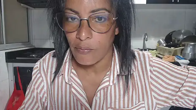 Snapshot of kateleyagrey chatting on 10-17-25, 07:49 kateleyagrey online show from 10-17-25, 07:49