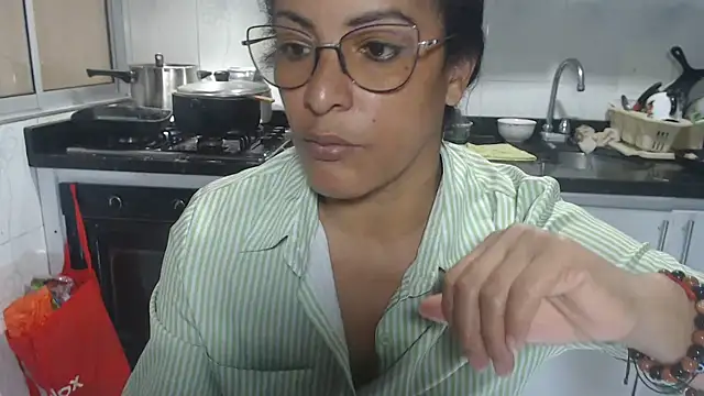 Snapshot of kateleyagrey chatting on 11-01-25, 07:38 kateleyagrey online show from 11-01-25, 07:38