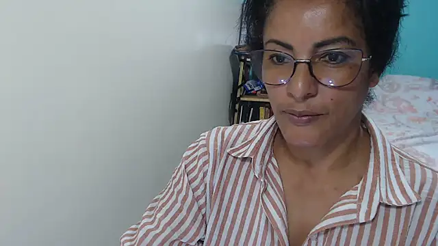 Snapshot of kateleyagrey chatting on 12-01-25, 09:20 kateleyagrey online show from 12-01-25, 09:20