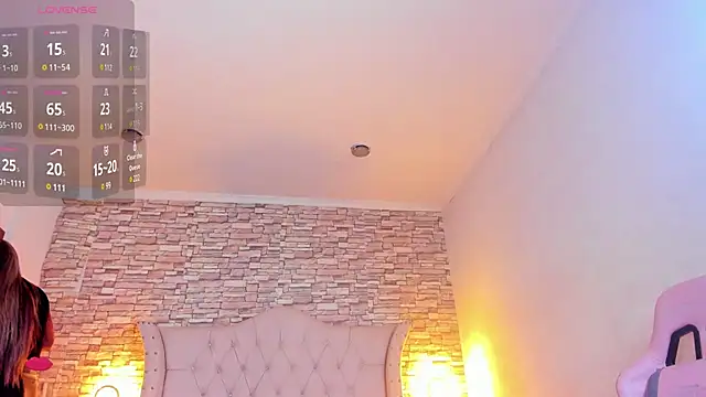 Snapshot of Lucia-sex chatting on 12-06-24, 07:56 Lucia-sex online show from 12-06-24, 07:56