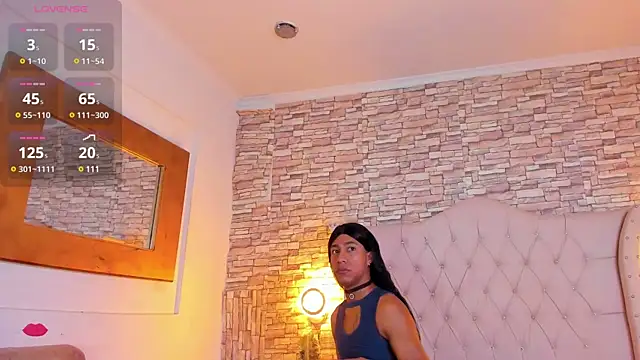 Snapshot of Lucia-sex chatting on 12-16-24, 08:05 Lucia-sex online show from 12-16-24, 08:05