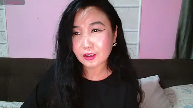 Bet Lu online show from 10-21-25, 04:35