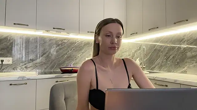 Alice Wonders online show from 02-28-25, 09:15