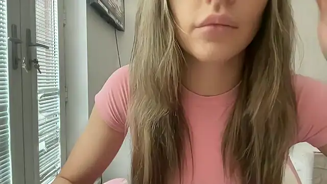 Lillymariee online show from 01-31-25, 03:55