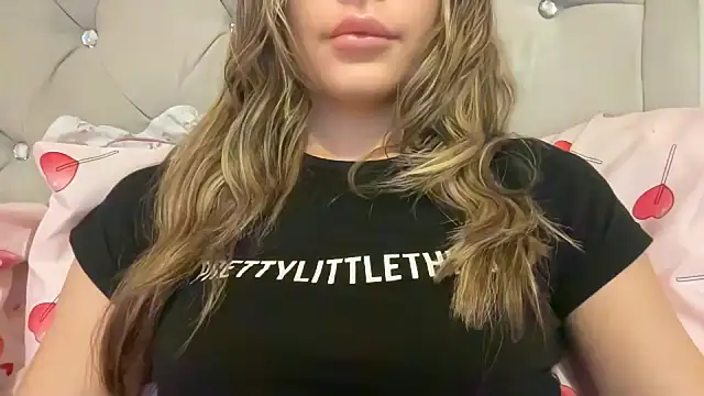 Lillymariee online show from 02-07-25, 04:46