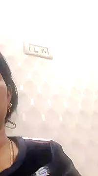 Snapshot of Manmohini123 chatting on 01-10-25, 07:00 Manmohini123 online show from 01-10-25, 07:00