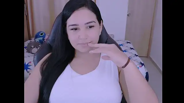 Snapshot of _anastasia chatting on 01-16-25, 06:48 anastasia online show from 01-16-25, 06:48