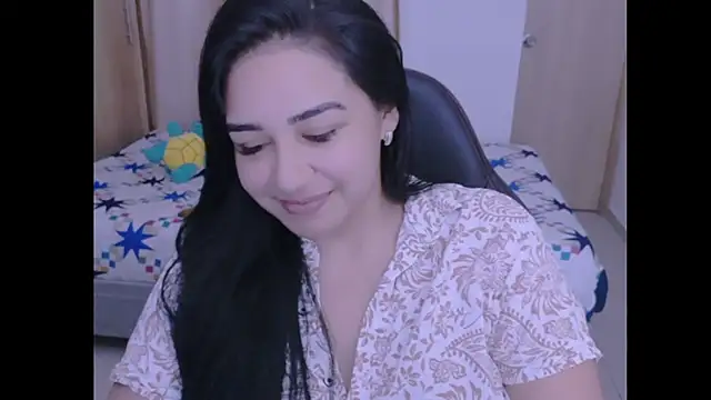 Snapshot of _anastasia chatting on 01-19-25, 12:06 anastasia online show from 01-19-25, 12:06