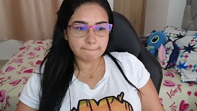 Snapshot of _anastasia chatting on 02-15-25, 06:01 anastasia online show from 02-15-25, 06:01