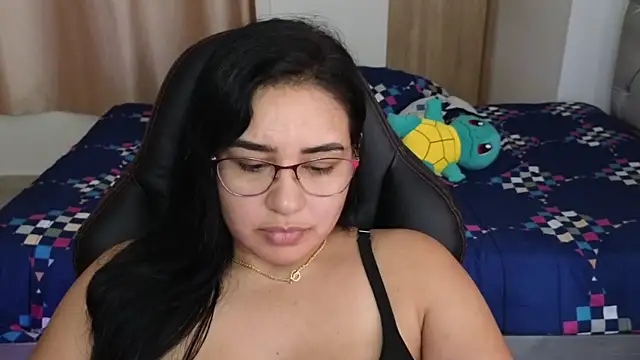 Snapshot of _anastasia chatting on 02-21-25, 07:01 anastasia online show from 02-21-25, 07:01