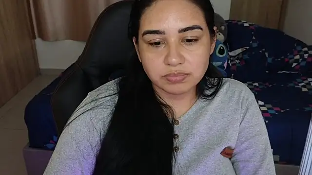 Snapshot of _anastasia chatting on 02-21-25, 07:43 anastasia online show from 02-21-25, 07:43