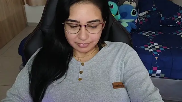 Snapshot of _anastasia chatting on 02-21-25, 10:48 anastasia online show from 02-21-25, 10:48