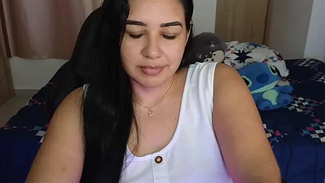 Snapshot of _anastasia chatting on 02-27-25, 11:04 anastasia online show from 02-27-25, 11:04
