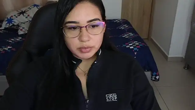 Snapshot of _anastasia chatting on 03-01-25, 06:54 anastasia online show from 03-01-25, 06:54