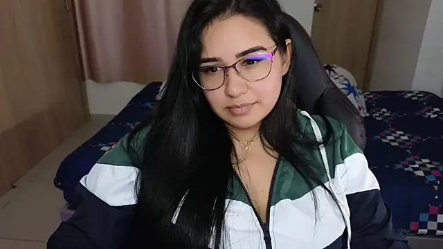 Snapshot of _anastasia chatting on 03-13-25, 08:32 anastasia online show from 03-13-25, 08:32