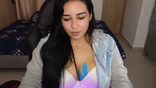 Snapshot of _anastasia chatting on 03-16-25, 12:12 anastasia online show from 03-16-25, 12:12
