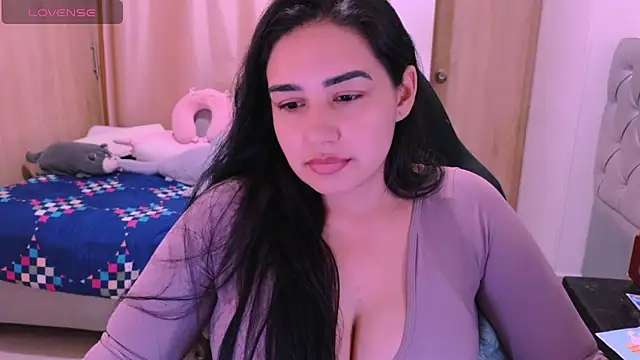 Snapshot of _anastasia chatting on 07-25-26, 07:22 anastasia online show from 07-25-26, 07:22