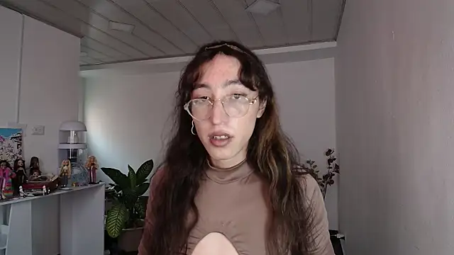 NicoleCortez online show from 03-02-25, 09:22