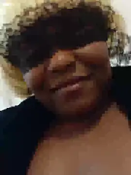 Snapshot of clients chatting on 03-12-26, 08:04 clients online show from 03-12-26, 08:04