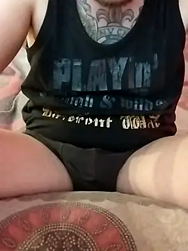LoGaNfree88 online show from 06-07-26, 10:35