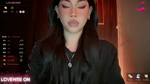 Snapshot of madam_agnes1 chatting on 06-27-26, 06:46 madam agnes1 online show from 06-27-26, 06:46