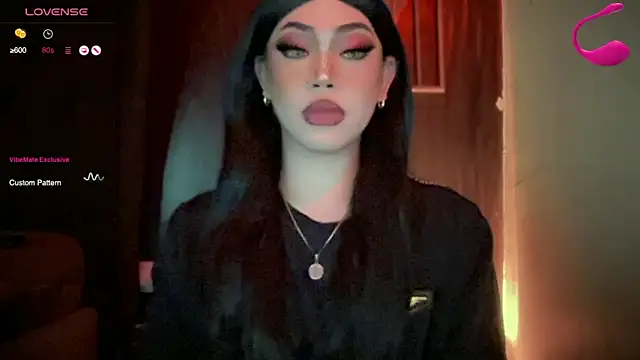 Snapshot of madam_agnes1 chatting on 06-28-26, 05:08 madam agnes1 online show from 06-28-26, 05:08