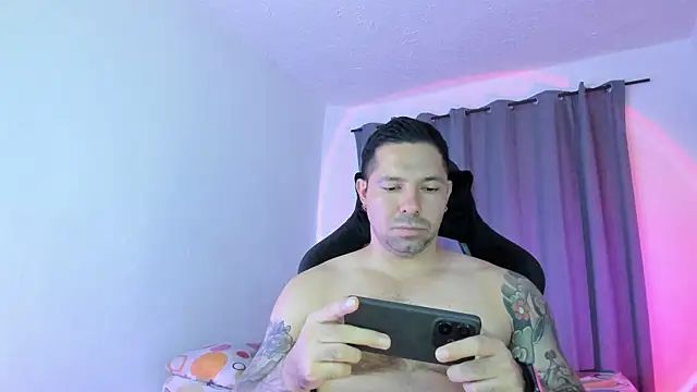 Pierre Vidal online show from 06-26-26, 12:04