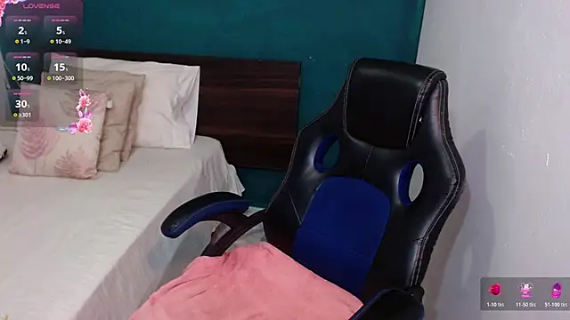 Snapshot of scaelettdubois chatting on 11-23-25, 11:26 scaelettdubois online show from 11-23-25, 11:26