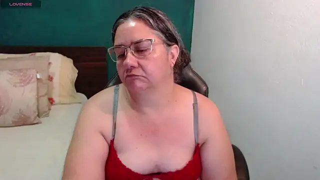 scaelettdubois online show from 07-19-26, 11:41