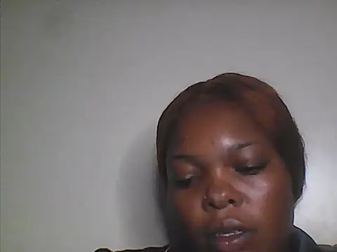 Snapshot of Naughty_Laurah chatting on 11-29-25, 12:19 Naughty Laurah online show from 11-29-25, 12:19