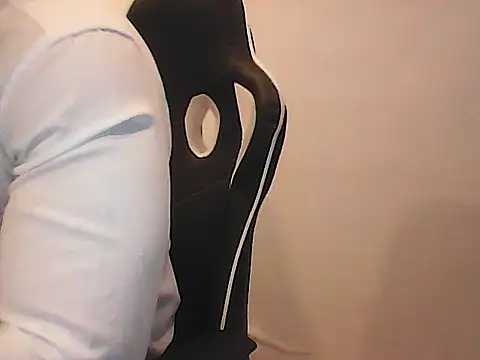 Kalel17073 online show from 06-19-26, 03:49