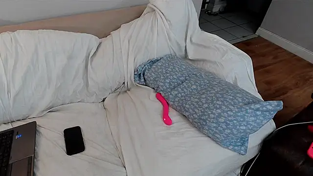 EmoDream1998 online show from 01-24-25, 09:26