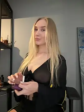 MariaTull online show from 03-07-25, 04:44