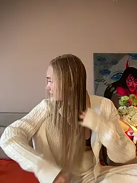 Snapshot of MariaTull chatting on 02-06-26, 07:23 MariaTull online show from 02-06-26, 07:23