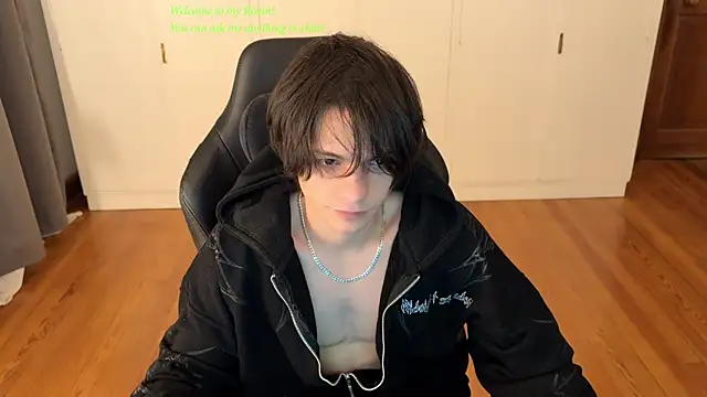 Snapshot of SasukeUhchiaa chatting on 07-28-26, 12:48 SasukeUhchiaa online show from 07-28-26, 12:48