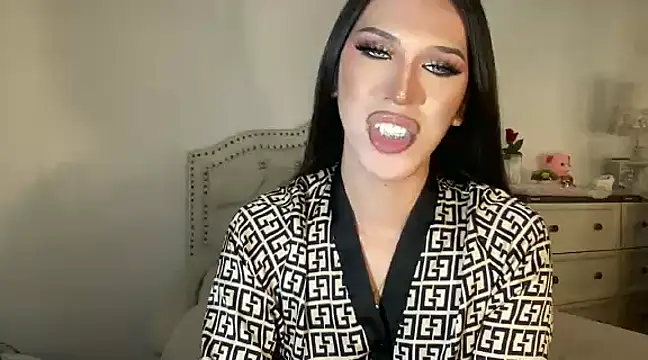 Ts glamxxxx online show from 02-26-25, 10:47