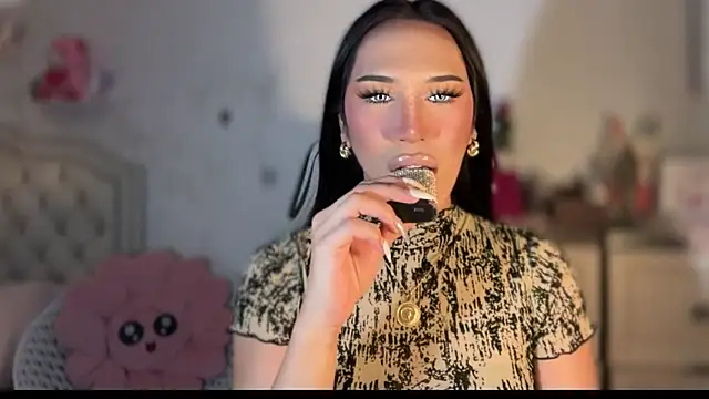 Ts glamxxxx online show from 09-15-25, 12:38