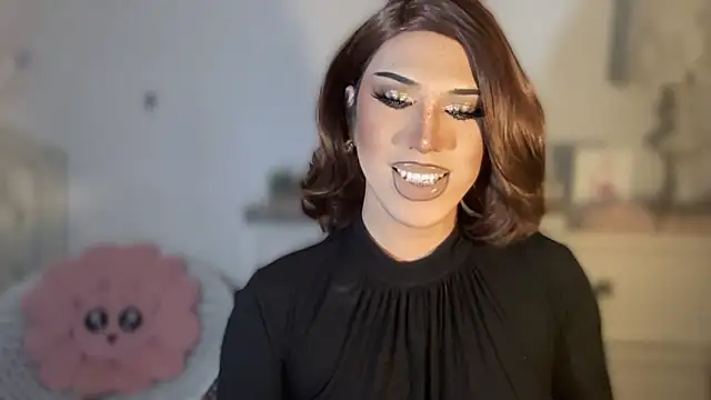 Ts glamxxxx online show from 10-15-25, 12:22