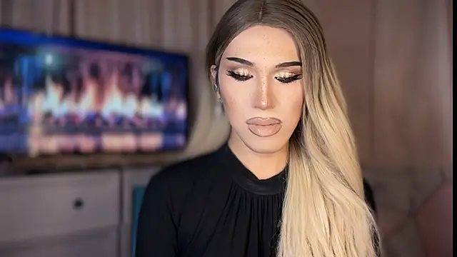 Ts glamxxxx online show from 04-18-26, 11:14