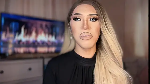 Ts glamxxxx online show from 04-21-26, 01:29