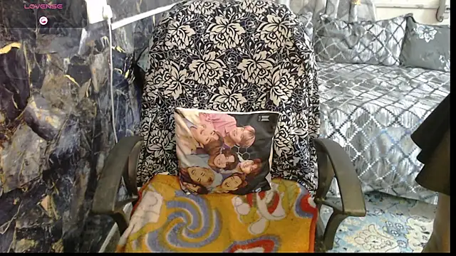 Snapshot of sexyrihana1 chatting on 09-15-25, 07:08 sexyrihana1 online show from 09-15-25, 07:08