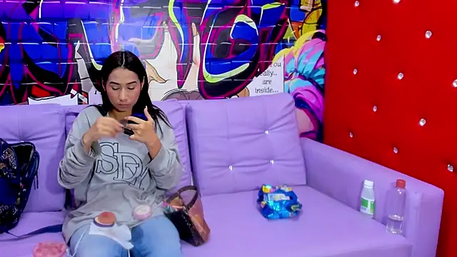 Snapshot of miacam-hot chatting on 12-21-25, 12:23 miacam-hot online show from 12-21-25, 12:23