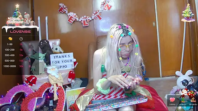 Skinygirl online show from 12-12-24, 11:03