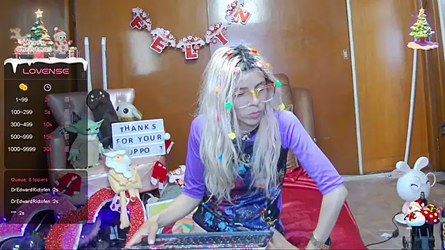 Skinygirl online show from 12-20-24, 03:03