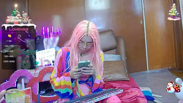 Skinygirl online show from 01-17-25, 10:45